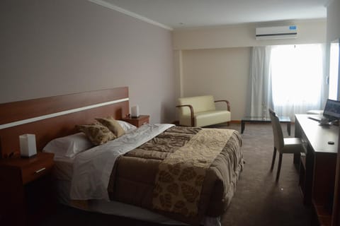 TV and multimedia, Photo of the whole room