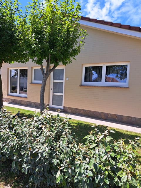 Pavillon du golf House in Bredene