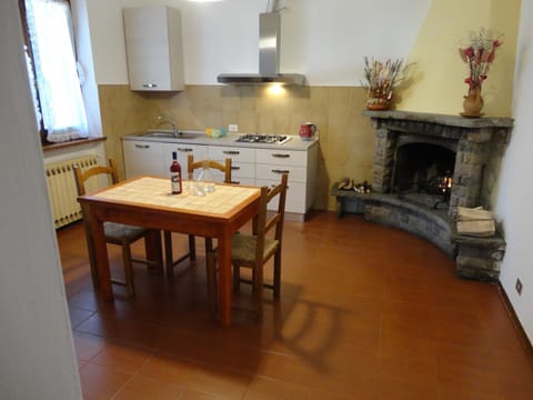 Communal kitchen, Area and facilities