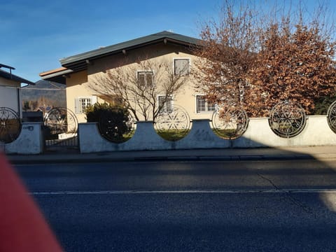 Property building, Street view