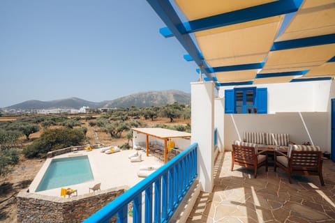 Balcony/Terrace, Pool view, Swimming pool