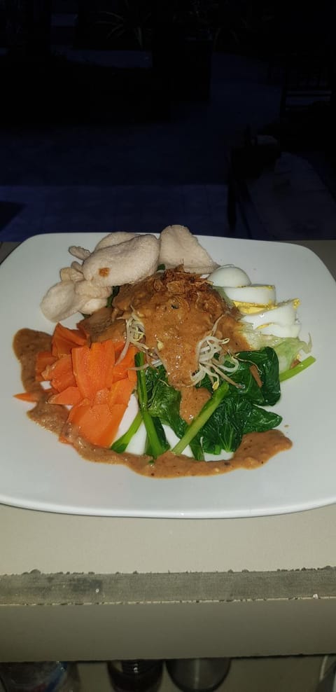 Reynold Artha Guest House Bed and Breakfast in Nusapenida