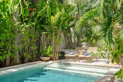 Day, Garden, Garden view, Pool view, Swimming pool, sunbed