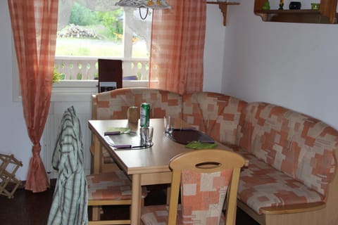 Day, Summer, Photo of the whole room, Decorative detail, Decorative detail, On site