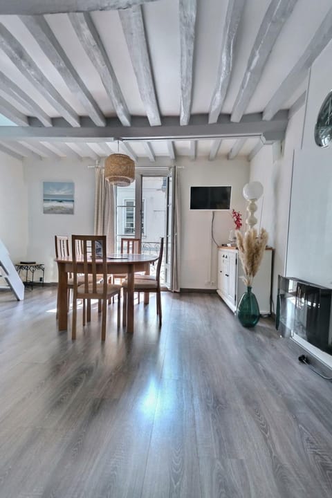 LE KALEHO, Grand Duplex au coeur de Dieppe - NETFLIX Apartment in Dieppe