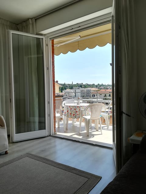 Balcony/Terrace, City view