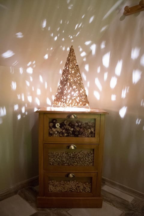 Decorative detail, Bedroom