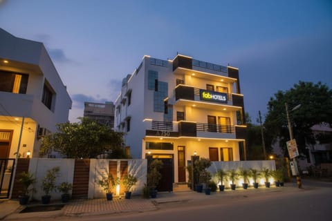 Property building, Facade/entrance
