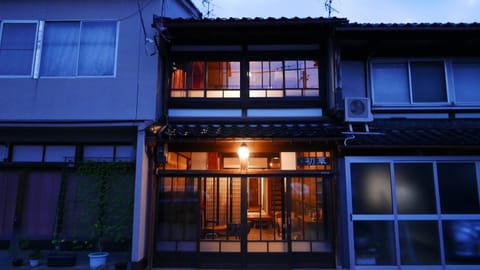 Facade/entrance, Sunset