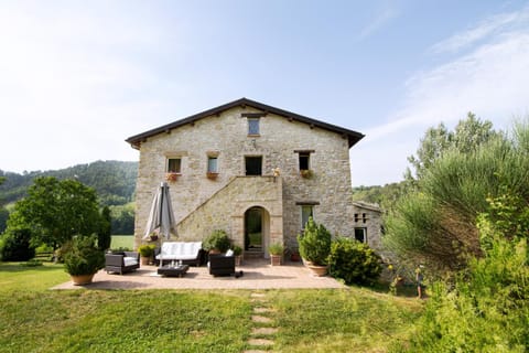 CASALE SANTA CATERINA Jacuzzi and Pool Villa in Umbria