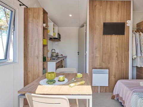 Camping Le Damier Campground/ 
RV Resort in Corsica