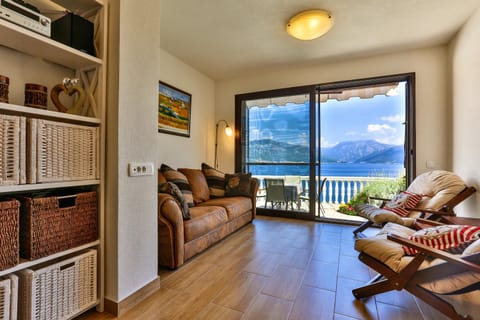 Day, View (from property/room), Living room, Photo of the whole room, Decorative detail, Landmark view, Mountain view, Sea view, Family, Family