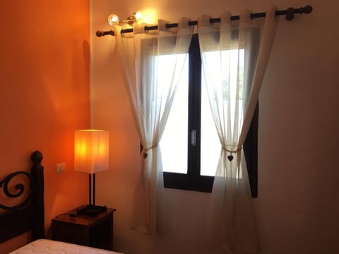 Bed, Decorative detail, Bedroom