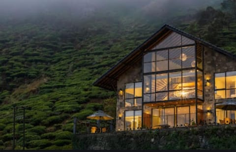 Property building, Natural landscape, Mountain view