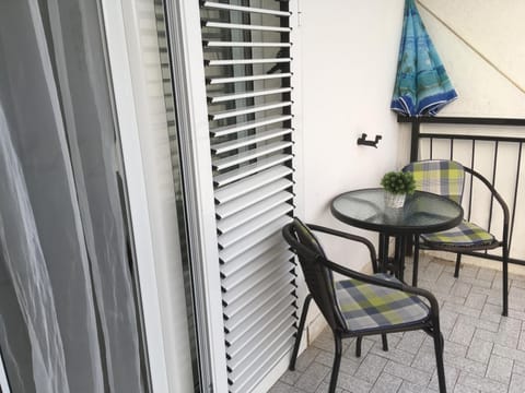 Spring, Day, Night, Summer, Balcony/Terrace, Seating area, Autumn, On site, Sunrise, Sunset