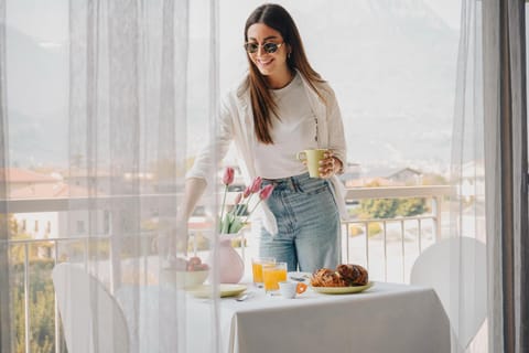 Appartamento Betulla - Peaceful & Happy Stay Apartment in Riva del Garda