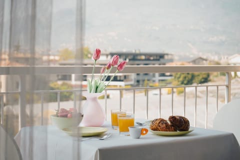 Appartamento Betulla - Peaceful & Happy Stay Apartment in Riva del Garda