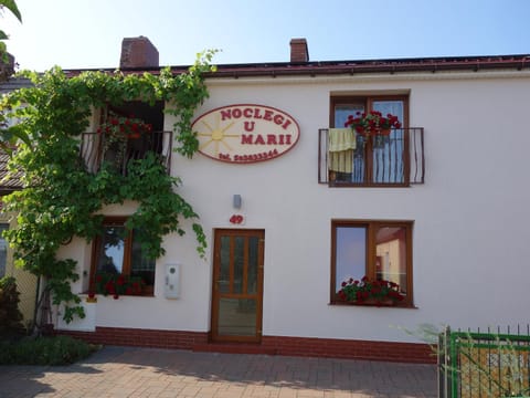 Property building, Day