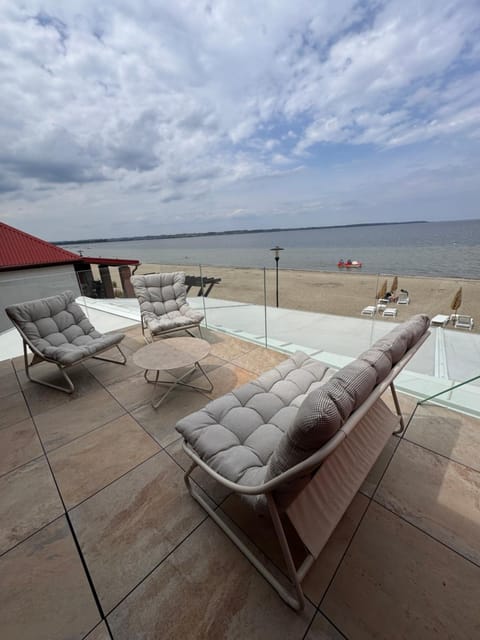 Natural landscape, View (from property/room), Balcony/Terrace, Seating area, Sea view