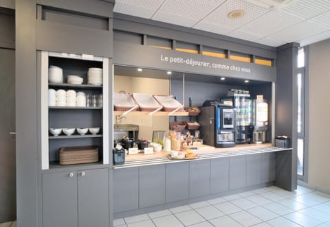 Food and drinks, Food, Breakfast, Breakfast