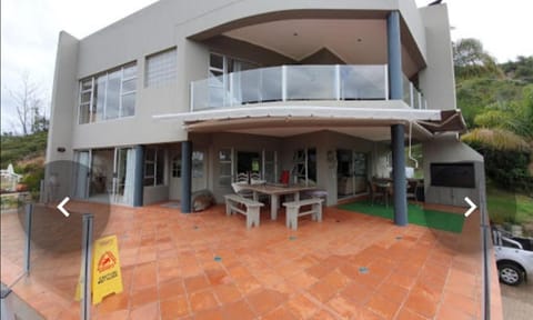 Lagoon View Villa House in Knysna