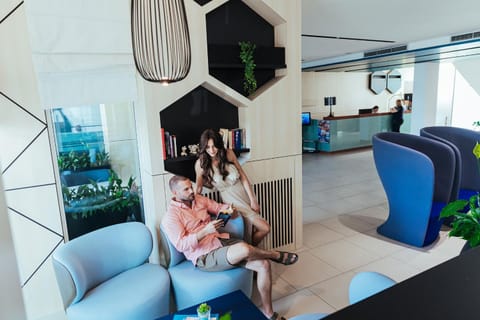 Lobby or reception, Seating area