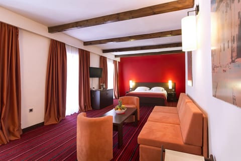 TV and multimedia, Living room, Bedroom