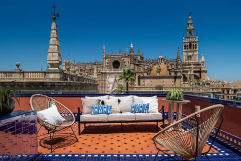 View (from property/room), Balcony/Terrace, Living room