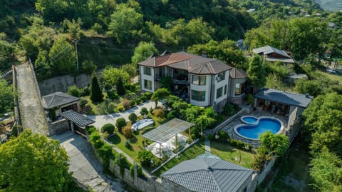 Property building, Garden, Seating area, Swimming pool, Breakfast, wedding
