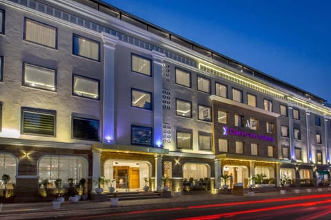 Property building, Facade/entrance