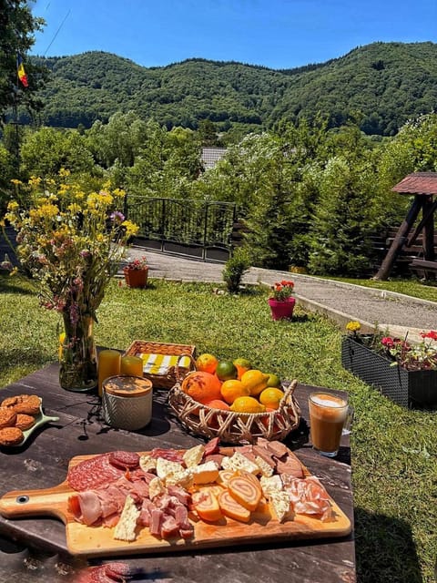 Natural landscape, Summer, Breakfast
