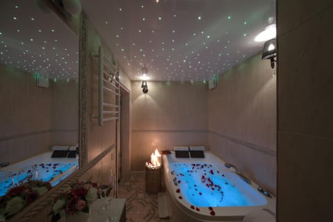 Deluxe Jacuzzi Apartment by LIUKSAI Apartment in Klaipėda