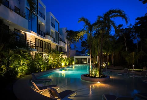 Garden, Pool view, Swimming pool, Swimming pool
