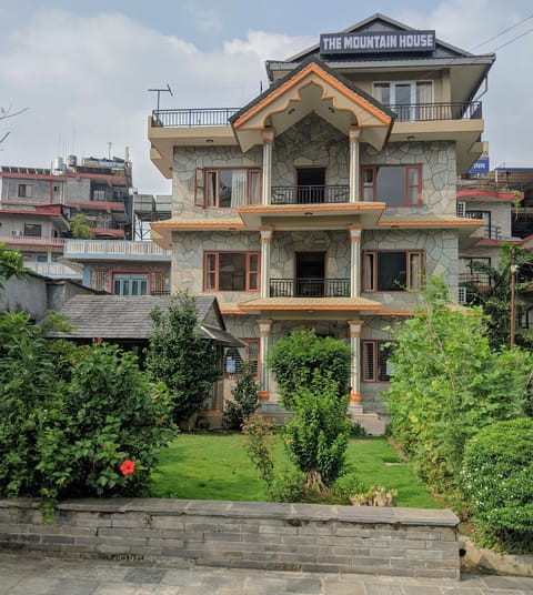 Property building, Garden, Garden view