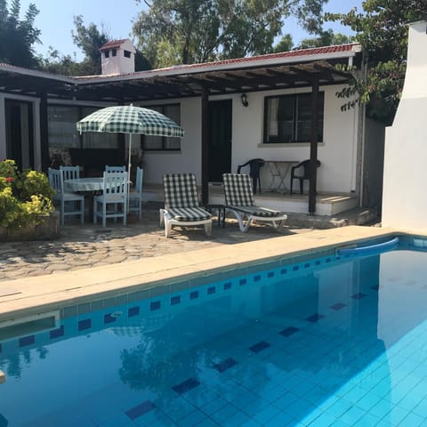 Garden, Balcony/Terrace, Swimming pool