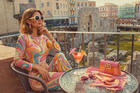 People, View (from property/room), Balcony/Terrace, City view