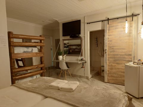 Bathroom, Photo of the whole room, Bedroom
