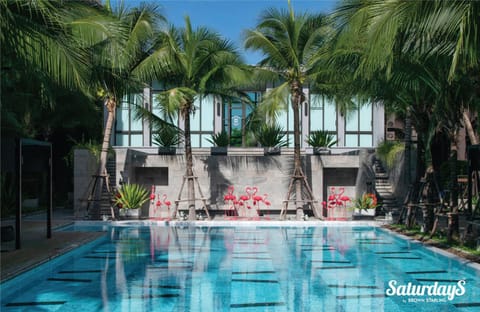 Swimming pool, Swimming pool
