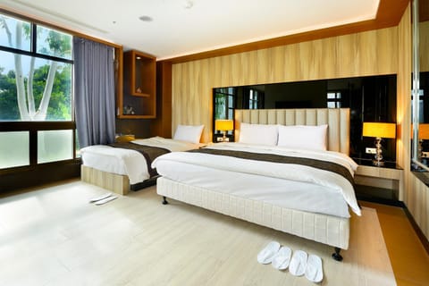 Living room, Bedroom, bunk bed, Bath