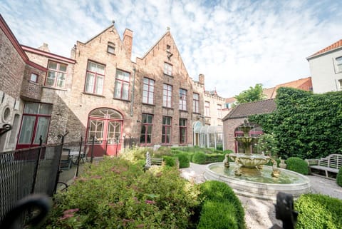Garden, On site