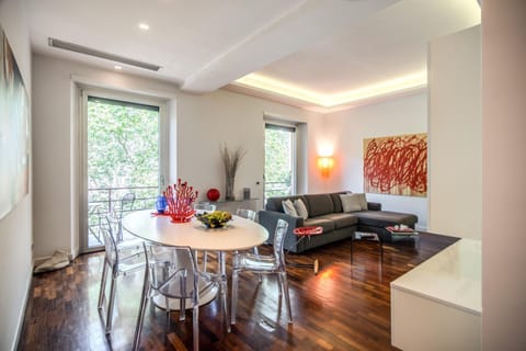 Balcony/Terrace, Living room, Seating area, Dining area