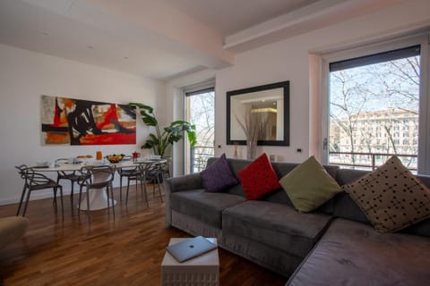 Balcony/Terrace, Living room, Seating area, Dining area