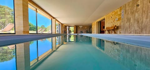 Swimming pool, Swimming pool