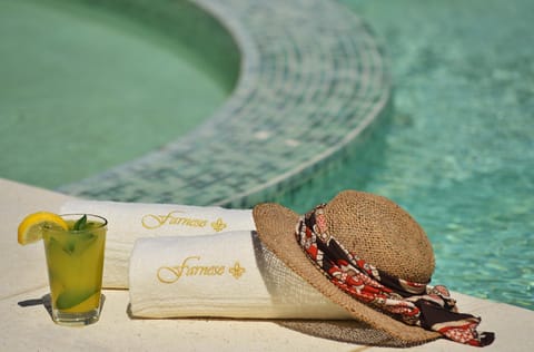 Garden, Swimming pool, Swimming pool