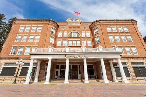 Historic Franklin Hotel Hotel in Deadwood