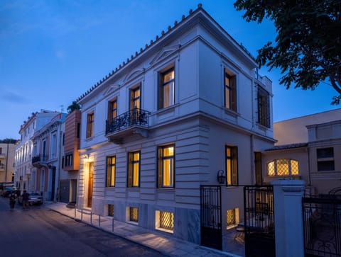 Property building, Street view