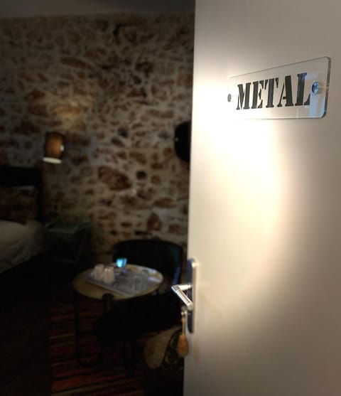 Logo/Certificate/Sign