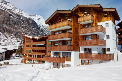 Property building, Winter