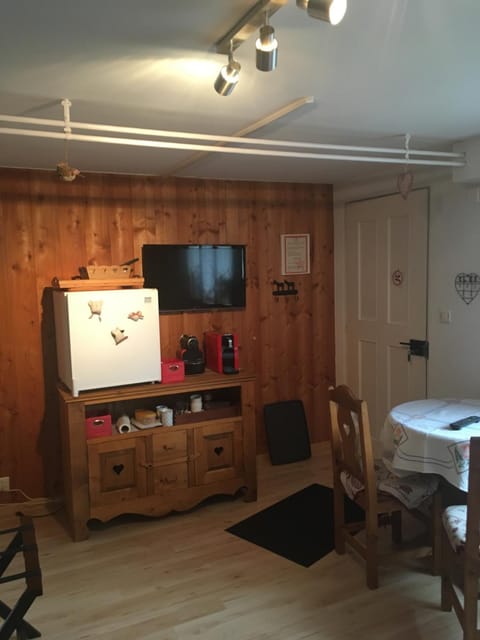 Dining area, Bedroom