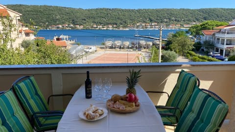 Natural landscape, View (from property/room), Balcony/Terrace, Sea view